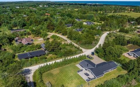 Esalina - 800M from the Sea: Vue Du Ciel, Photographie Aérienne, Zone Résidentielle, Paysage, Lot Terre, Plaine, Banlieue, Biens, Plantation, Aménagement Paysager