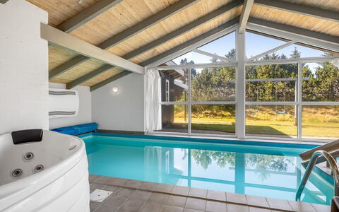 Gertrud - 800M from the Sea: Plafond, Piscine, Recours, Hôtel, Conception, Grenier, Eco Hôtel, Villa