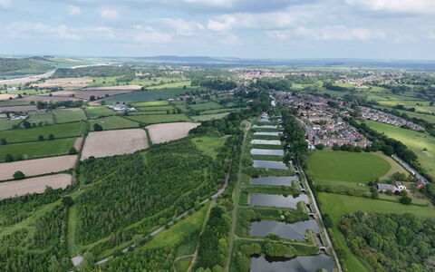 The Old Piggery at Rusty Lane Farm: Environnement Naturel, Paysage, Vue Du Ciel, Voie Navigable, Plaine, Design Urbain, Lot Terre, Photographie Aérienne, Canal