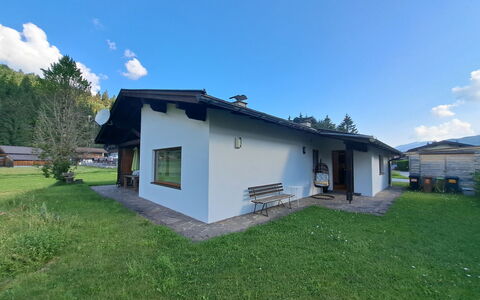 Achenkirch 622: Bâtiment, Herbe, Maison, Toit, Domicile, Chalet, Architecture, Zone Résidentielle, Zone Rurale, Lot Terre