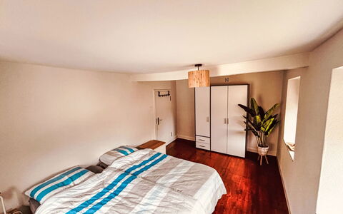 Eifelhuis im Salmtal: Meubles, Design Intérieur, Lit, Sol, Sol, Mur, Chambre, Pièce, Bois, Plafond