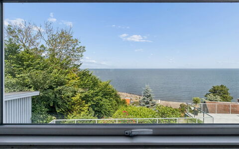 Görel - 250M from the Sea: Mer, Océan, Verre, Côte, Balcon, Du Son, Daylighting, Baie, Tropiques