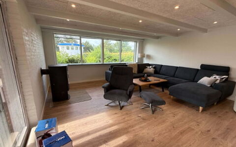 Alette - 400M from the Sea: Meubles, Sol, Design Intérieur, Sol, Bois, Parquet, Plafond, Canapé, Salon, Pièce