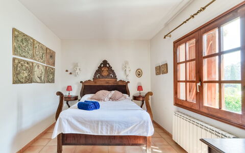 Quietud: Meubles, Lit, Design Intérieur, Chambre, Mur, Bois, Sol, Plafond, Drap De Lit, Sol