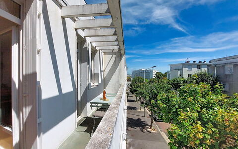 Metadier: Jour, Mur, Zone Résidentielle, Appartement, Design Urbain, Composite, Balcon, Condominium, Béton, Daylighting