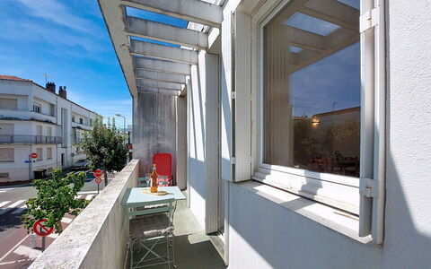 Metadier: Appartement, Balcon, Béton, Daylighting, Peindre, Plâtre, Aluminium