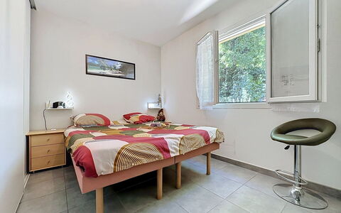 Villa des Amoureux: Meubles, Design Intérieur, Lit, Pièce, Chambre, Sol, Sol, Plafond, Bois, Drap De Lit