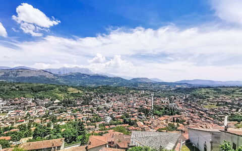 Domus Marsicana: Design Intérieur, Meubles, Bois, Sol, Plafond, Sol, Pièce, Éclairage, Appartement, Table