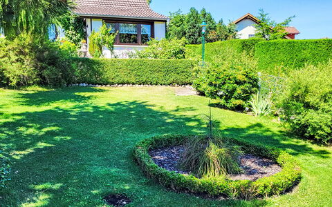 Flecken Zechlin: Bleu, Zone Résidentielle, Appartement, Condominium, Recours, Balcon, Biens, Pelouse, Piscine, Hôtel