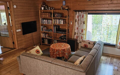 Villa Rääpys: Chaîne De Montagnes, Balcon, Village De Montagne