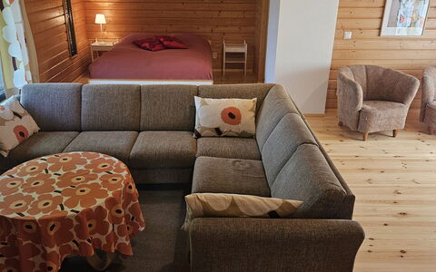 Villa Rääpys: Chaîne De Montagnes, Balcon, Village De Montagne