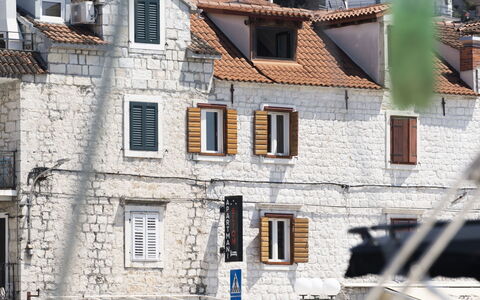 Lučica: Chaîne De Montagnes, Balcon, Village De Montagne