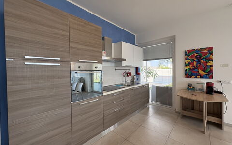 A Casa di Gio: Sol, Appareil De Cuisine, Cuisine, Principaux Appliance, Design Intérieur, Bois, Cabinetry, Comptoir, Sol, Meubles