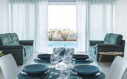 A Casa di Gio: Meubles, Design Intérieur, Canapé, Salon, Textile, Sol, Table, Sol, Pièce, Domicile