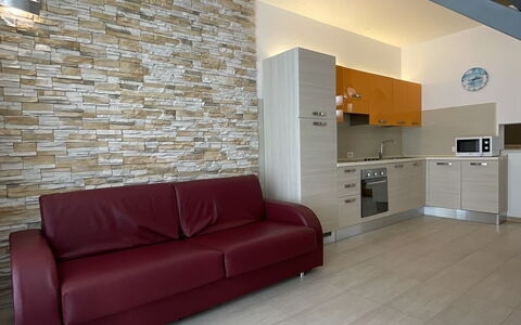 Volme: Sol, Design Intérieur, Sol, Plafond, Bois, Meubles, Éclairage, Pièce, Canapé, Salon