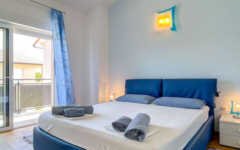 Monte Kope: Meubles, Design Intérieur, Bois, Sol, Sol, Chambre, Pièce, Lit, Textile, Éclairage