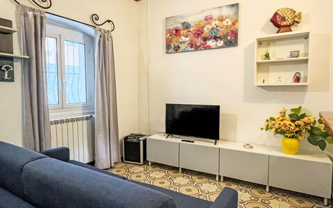 Enrico: Design Intérieur, Meubles, Sol, Mur, Sol, Bois, Pièce, Éclairage, Canapé, Salon