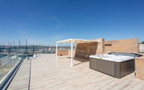 Porto di Luce Luxury, Jacuzzi and Seaview: Sol, Sol, Parquet, Composite, Plate-Forme, Dur, Mobilier De Jardin, Planche, Tache De Bois, Ombre
