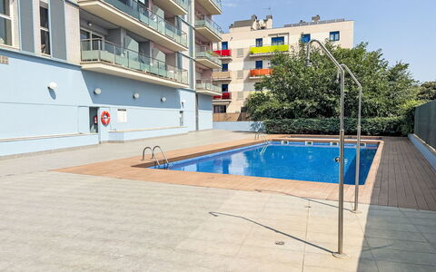 Sonnige Ferien: Bâtiment, Appartement, Zone Résidentielle, Condominium, Design Urbain, Zone Métropolitaine, Établissements Humains, Composite, Balcon