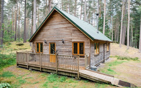 Ballater 100: Zone Résidentielle, Colline, Maison, Domicile, Recours, Chaîne De Montagnes, Eco Hôtel, Station De Montagne, Biens, Villa