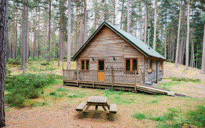 Ballater 100: Zone Résidentielle, Colline, Maison, Domicile, Recours, Chaîne De Montagnes, Eco Hôtel, Station De Montagne, Biens, Villa