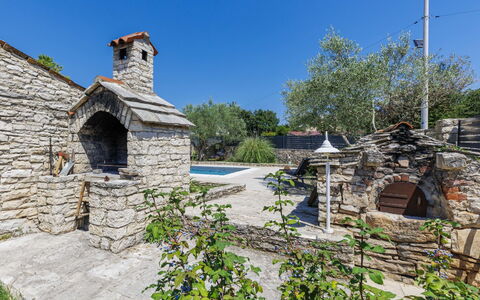 Happy: Zone Résidentielle, Colline, Maison, Domicile, Recours, Chaîne De Montagnes, Eco Hôtel, Station De Montagne, Biens, Villa
