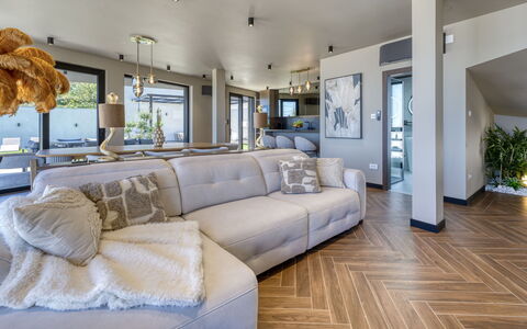 Black Imperium: Meubles, Design Intérieur, Sol, Canapé, Sol, Plafond, Bois, Salon, Parquet, Pièce