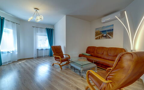 Gliwice 100: Zone Résidentielle, Colline, Maison, Domicile, Recours, Chaîne De Montagnes, Eco Hôtel, Station De Montagne, Biens, Villa