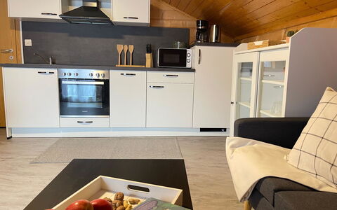 Allalinblick: Bois, Meubles, Sol, Design Intérieur, Sol, Cabinetry, Pièce, Plafond, Appartement, Cuisine