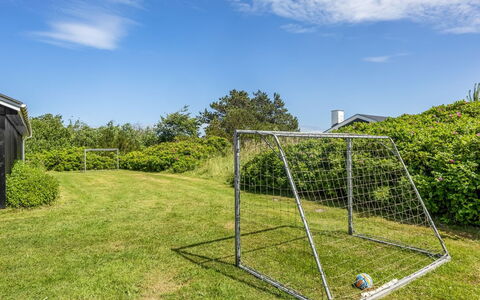 Isabel - 650M from the Sea: Net, Lot Terre, Pelouse, Jardin, Cour, Parc, Arrière-Cour