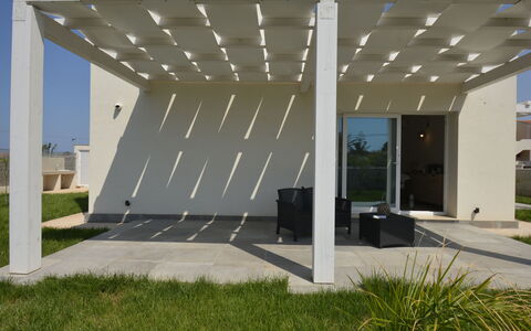 Villa Blue: Ombre, Composite, Pergola, Structure En Plein Air, Pavillon, Béton, Canopée, Faisceau, Colonne, Conception