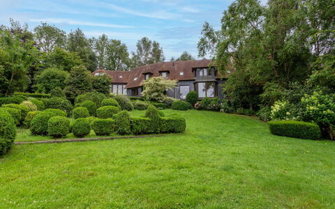 Le Chant D'Azif: Herbe, Arbuste, Jardin, Maison, Lot Terre, Pelouse, Couverture De Sol, Chalet