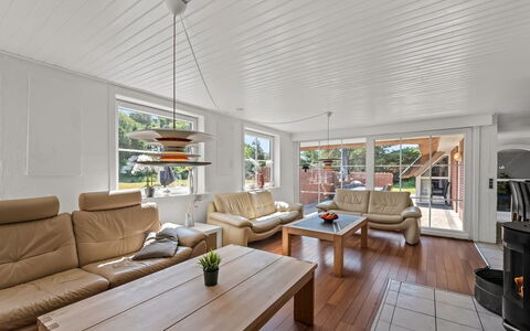 Eufemia - 2.8Km from the Sea: Design Intérieur, Sol, Meubles, Sol, Canapé, Bois, Parquet, Plafond, Salon, Domicile