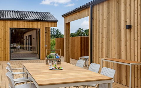 Huldrik - 900M from the Sea: Bois, Composite, Plate-Forme, Batiments Jardin, Tache De Bois, Dur, Siding, Planche, Ombre, Jardin