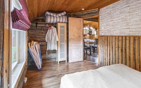 Ylläs 1: Meubles, Design Intérieur, Sol, Sol, Table, Bois, Plafond, Chaise, Pièce, Canapé