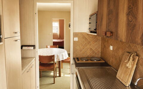 Les Guillemots: Sol, Bois, Cuisine, Design Intérieur, Meubles, Principaux Appliance, Comptoir, Sol, Plafond, Cabinetry