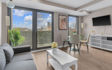 Hoxton 310: Meubles, Design Intérieur, Appartement, Sol, Sol, Table, Chaise, Salon, Pièce, Domicile