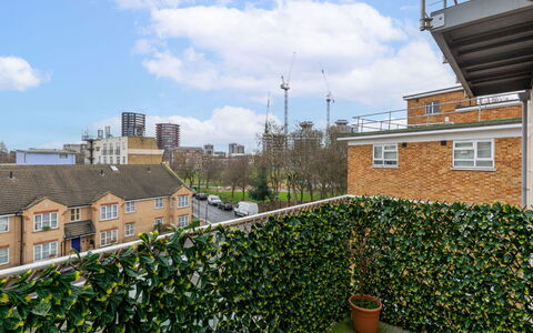 Hoxton 310: Meubles, Design Intérieur, Appartement, Sol, Sol, Table, Chaise, Salon, Pièce, Domicile