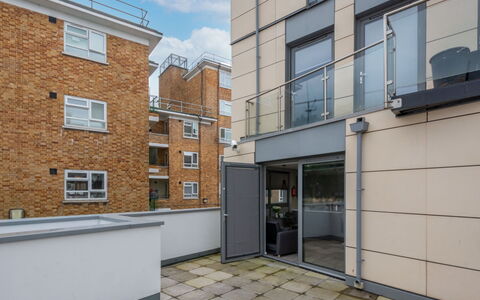 Hoxton 310: Appartement, Balcon, Aluminium