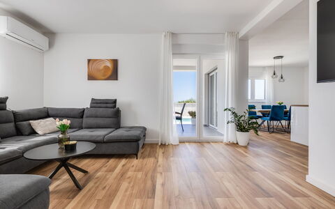 Vila Nik: Meubles, Design Intérieur, Appartement, Sol, Sol, Table, Chaise, Salon, Pièce, Domicile
