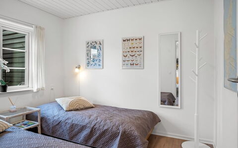 Ineke - 200M from the Sea: Design Intérieur, Sol, Sol, Meubles, Bois, Plafond, Chambre, Lit, Parquet, Pièce