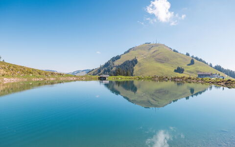 Weidach 10 Top 6: Ciel, Bleu, L'Eau, Plan D'Eau, Montagnes Relief, Paysage Naturel, Montagne, Colline, Banque, Montagnes