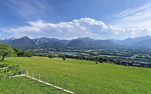 Karawanken Panorama: Ciel, Vert, Montagnes Relief, Colline, Paysage Naturel, Montagne, Plaine, Prairie, Nuage, Montagnes
