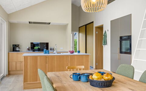 Illona - 200M from the Sea: Meubles, Design Intérieur, Sol, Bois, Comptoir, Plafond, Sol, Cuisine, Cabinetry, Luminaire