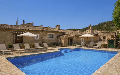 Can Toni: Piscine, Villa, Biens, Hôtel, Dalle