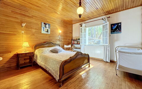 La Bergerie de Portes: Meubles, Design Intérieur, Sol, Bois, Plafond, Sol, Parquet, Lit, Chambre, Éclairage