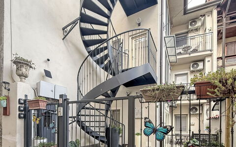 Colazza 100: Escaliers, Appartement, Balustrade, Design Urbain, Le Fer, Porte, Métal, Balcon, Balustre, Verre