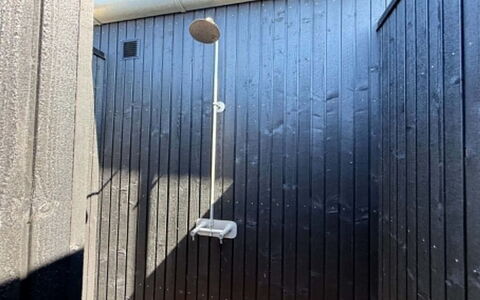 Selvi - 500M from the Sea: Composite, Planche, Dur, Siding, Tache De Bois, Aluminium