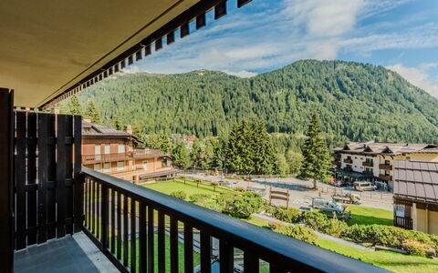 Presanella: Station De Montagne, Appartement, Balcon, Vallée, Village De Montagne, Alpes, Hôtel, Mélèze