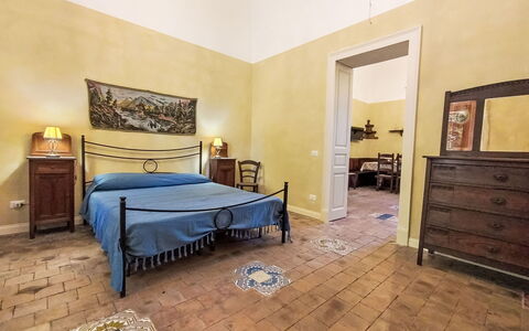 Il Giardino di Lara: Meubles, Sol, Mur, Sol, Design Intérieur, Pièce, Plafond, Chambre, Lit, Cadre
